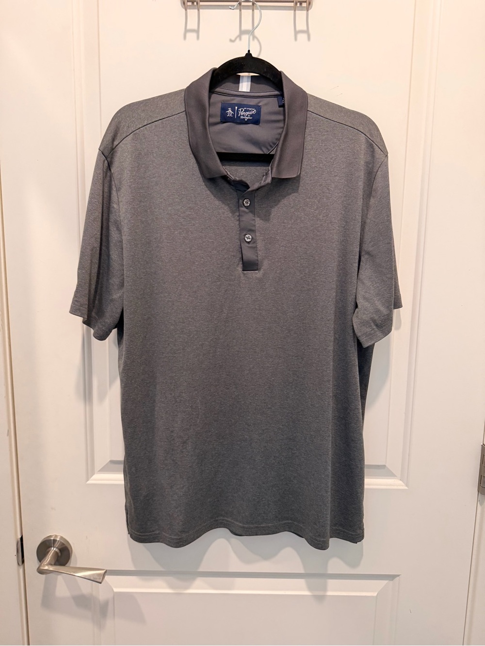 Original Penguin
Munsingwear Men's Gray
Short Sleeve Polo Shirt Size L